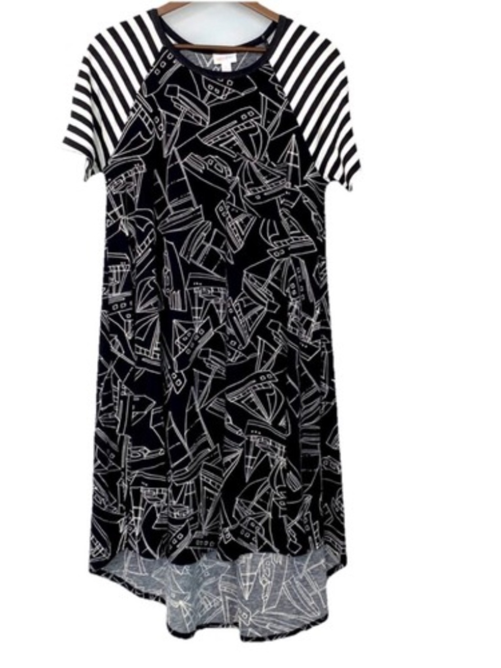 LuLaRoe Black & White Sailboats Print Carly Swing Dress size XS (oversized)